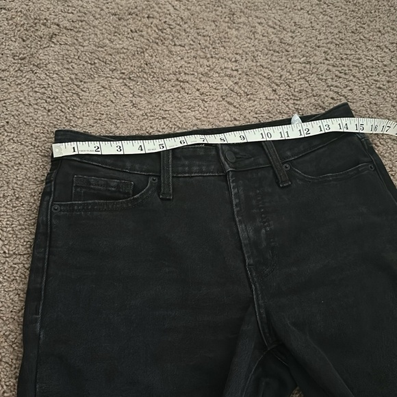 Old Navy high-rise OG street black jeans, size 4 petite - Picture 5 of 9